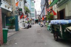 Mua là thắng siêu phẩm hẻm xe hơi đường 32 quận 10 4 tầng 50m2. giá 12,5 tỷ.