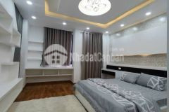 Bán nhà mặt tiền 5l nguyễn văn công 86m2 ngang 4.3m kd căn hộ tn 50tr gần sân bay 15.6 tỷ