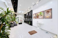 Bán nhà trung tâm quận thanh xuân, ô tô đỗ cửa, rất gần phố, nhà mới thang máy, kinh doanh.