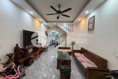 Cưc hiêm nguyễn văn huyên gân 50m2, chi 11.x ty, 2 thoang, sát cv nghĩa đô