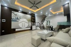 Phố dương văn bé, dt 43m² 5 tầng nhà mới lô gócmt 5.3mhơn10 tỷ