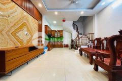 Bán nhà liên mạc wiew hồ gần cầu thượng cát, tây thăng long. 32m 5 tầng 5.9 tỷ