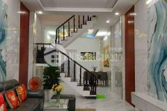 Nhà 5 tầng dtsd 260m2 xe hơi ngủ trong nhà tặng full nội thất cao cấp q12