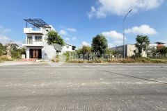 Cg. bá.n nền đẹp 100m2 giá rẻ hiếm có mặt tiền lộ giới 28m, đường a3 kdc tân phú