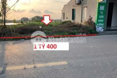 Cần tiền bán gấp lô đất gần vsip 125 m2 mặt tiền 8m