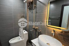 Phố lê đại hành, hiếm nhà bán dt 30m2, mặt phố kd, 3tầng, mt 4.2 giá 9.xtỷ.