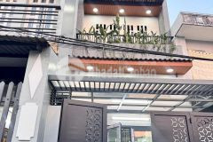 Bán nhà mới xây 832....chiến lược, bình trị đông dt 72m2,2 lầu, 5pn,4wc giá 6,85 tỷ