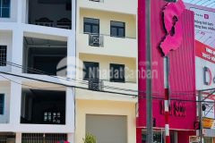 Cho thuê nhà mặt tiền trần phú ngay vòng xoay vincom gần sông hậu giá 30 triệu