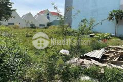 Bán đất thổ cư góc 2 mt đường kdc hưng gia, thị trấn bến lức dt 244,6m2 giá giảm còn 7,5 tỷ