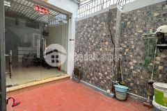 Bán nhà xuân thủy 38m2 5 tầng sát đh quốc gia ngõ thông sát phố