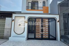 Giam sâu nha 1 trêt 1 lâu 5x20m2 gân bên xe quân 8 gia 1 ty 050 triêu