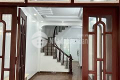 Bán nhà nam dư ô tô đỗ ngay cổng ngõ nhà dân xây cực kì kiên cố chắc chắn.