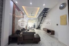 Bán hộ nhà cho ông anh họ ngõ 987 ngô gia tự thanh am dt 79m2 mt4,2m 5tầng giá 10 tỷ lh em phi 09