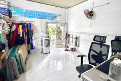 Nhà đẹp tân phú ở ngay hẻm thông