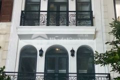 Liền kề nhà khu 319 bồ đề sống sang