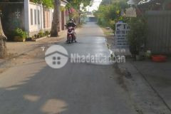 Cần bán lô đất đẹp giá rẻ ngang 10m dài 50m mặt tiền xe tải tránh nhau giá chỉ nhỉnh 3 tỷ.