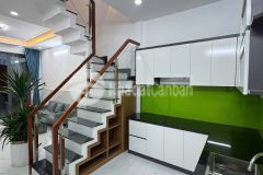 Tỉnh loojj 10 giáp quận 6 nhà mới 3 tầng 3pn giá chỉ 4... tỷ.