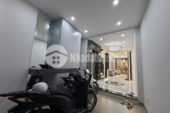 Nhà đẹp ở ngay 3 bước ra mặt phố 6 tầng thang máy