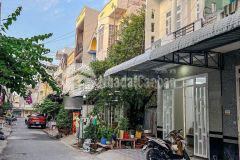 Nha chu ngôp bank thanh ly gâp 1 trêt 1 lâu gia 990 triêu gân bên xe quân 8