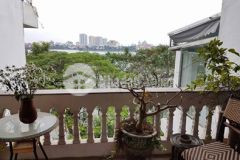 Bán biệt thự sân vườn ở quan hoa, cầu giấy khu yên tĩnh, trung tâm 176m2 42 tỷ