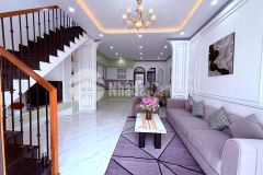 Nhà mê hiện đại phong cách châu âu mới 100 mặt tiền đường b3 phường bmt