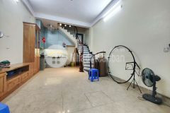 Cho thuê nhà riêng ô chợ đừa, đống đa, nhà đẹp, ngõ thông, 1 nhà ra phố