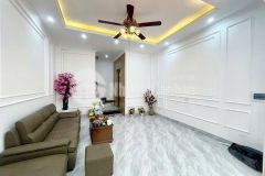 10.4 tỷ pháo đài láng 36m2, 6t thang máy mới, mặt tiền 4.4m lô góc hiếm quận đống đa