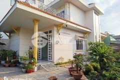 Sống chậm giữa phố villa sân vườn 300m² giá chỉ ngang đất, sát q12