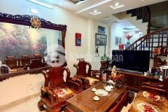 Bán nhà phố kim ngưu hai bà trưng, ngõ thông, lô góc, 4 tầng nở hậu, ô tô đỗ cửa.