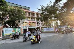 Khách sạn 20p mặt tiền view công viên kdc vĩnh lộc 25m ngang, 35 tỷ tl gấp