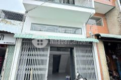 Chỉ nhỉnh 2 tỷ có ngay căn hộ 3 tầng mặt tiền đường xe hơi tránh nhau quá đả