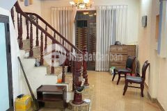 Bán nhà 5 tầng dân xây nguyên bản gần ô tô đường hoàng mai