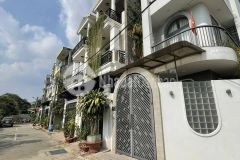 Nhà mới vào ở ngay 4 tầng hoàn công hiệp bình phước chỉ 6 tỷ 85