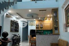 Chủ cần bán gấp. nhà 2 tầng. hẻm đường 297. plb. q9. hcm. giá 6,05ty