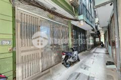 Nhỉnh 4 tỷ bán nhà tân mai 4 tầng dân xây ở ngay hoàng mai