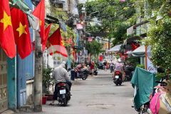 Chỉ 12 tỷ có ngay 50m² đất đường 32 q.10 hẻm xe hơi thông 4 tầng, 7pn 7wc không có căn t2