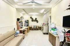 Bán căn nhà đẹp 2, sổ đẹp nở hậu gần 5m, thành thái quận 10