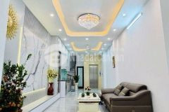 Giảm chào nửa tỷ bán nhà giáp nhị 6 tầng thang máy long lanh lô góc hoàng mai