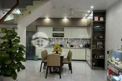 Bán căn nhà 3.5 tầng ngõ phố phan chu trinh, ph nhị châu, tp hd, 50m2, mt 5.12m, 3 ngủ