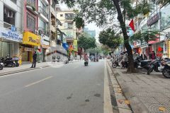 Nhượng quán trà sữa mặt phố chùa láng, đống đa vỉa hè rộng full đồ