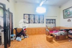 Bán 104m lĩnh nam tặng nhà lô góc ô tô tránh vào nhà kinh doanh hoàng mai