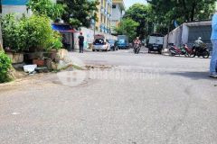 Bàn đất phú thượng tây hồ cạnh ciputra. ô tô 7 chỗ vào. 35m mt 6m 6.35 tỷ