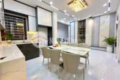 Hot quận hoàng mai nhỉnh 10 tỷ có nhà 40m2 mặt tiền rộng lên đến 6.5m thang máy