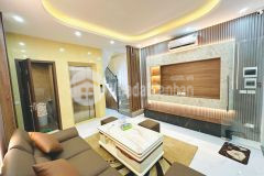 Nhỉnh 12 tỷ nhà mới tinh ở ngay 3 bước ra mặt phố 7 tầng thang máy