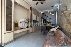 Cưc hiêm nha xuân thuy gân 40m2x6t, 2 thoang, ngõ vf3 thông, nhinh 11tỷ