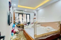 Nhà đẹp gần phố tôn đức thắng, ngõ thông, 35m2 x 4t, 2 mặt thoáng, 9 tỷ