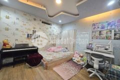 Nhà 3 tầng 120m2 ngang đẹp 5m mới toanh hẻm xe hơi 7 chỗ sân ô tô phòng ngủ tầng trệt cho ngườ