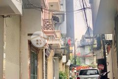 Bán nhà hoàng quốc việt cầu giấy. phân lô. oto vào nhà. 40m 5 tầng. 13.5 tỷ