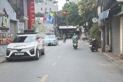 Bán căn nhà 48 mặt đường tại trâu quỳ