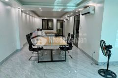 Cho thuê nhà 2 tầng làm văn phòng, khu đấu giá 31ha trâu quỳ,gia lâm 90m2 đường 15m